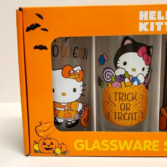 Sanrio Hello Kitty Halloween Edition Glassware Set Of 4 NEW 10oz Glasses - Picture 2 of 4